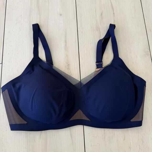 Honeylove Other - Honeylove Women Bra 36B/C Blue Crossover T Shirt Wireless Strap Adjustable